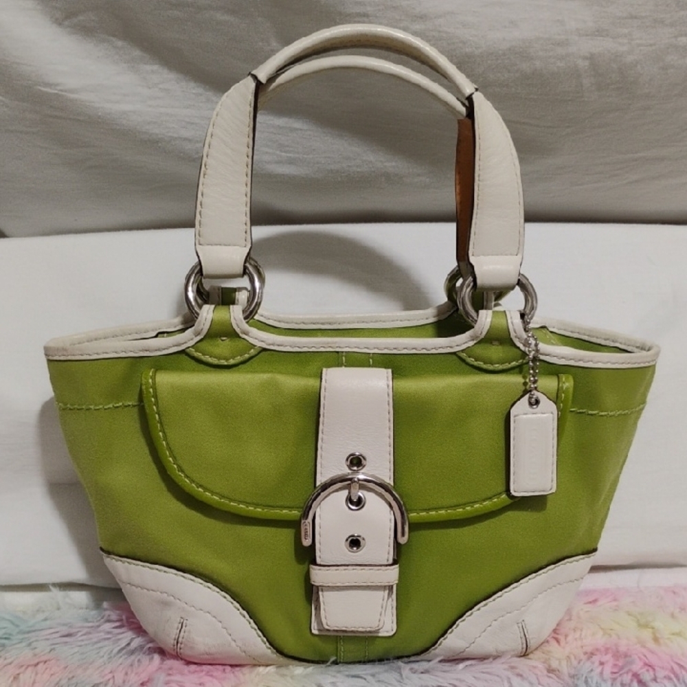 SALE! Auth Coach Y2K  Green & White Soho Small Bag W Buckle Detail Hangtag